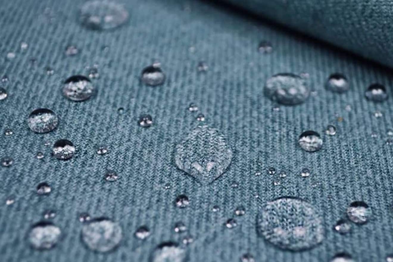Su Geçirmez Kumaş Nedir, Özellikleri Nelerdir?
